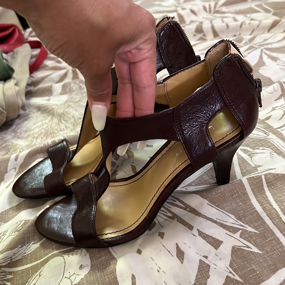 Nine West Sandal pump